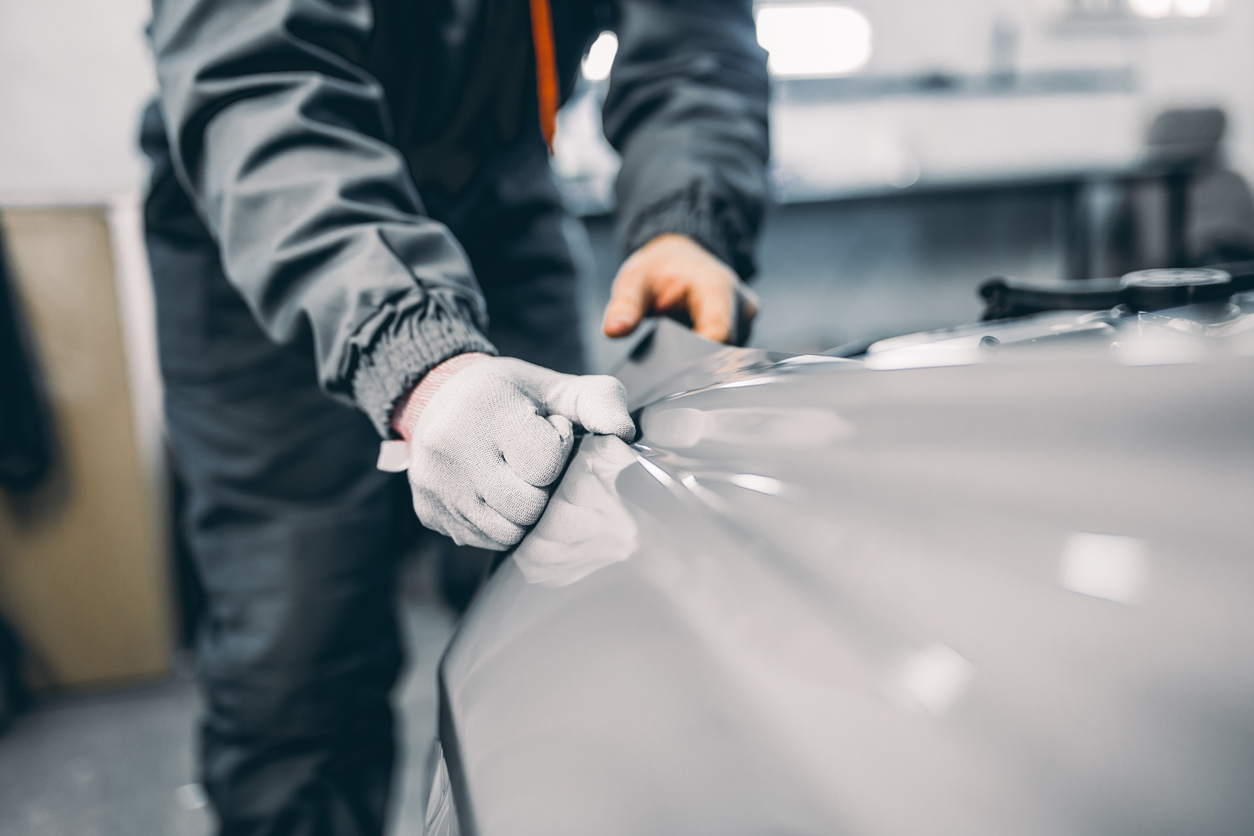 Auto Detailing versus Auto Reconditioning: Which One Does Your Car Need at Body Shop El Cajon?